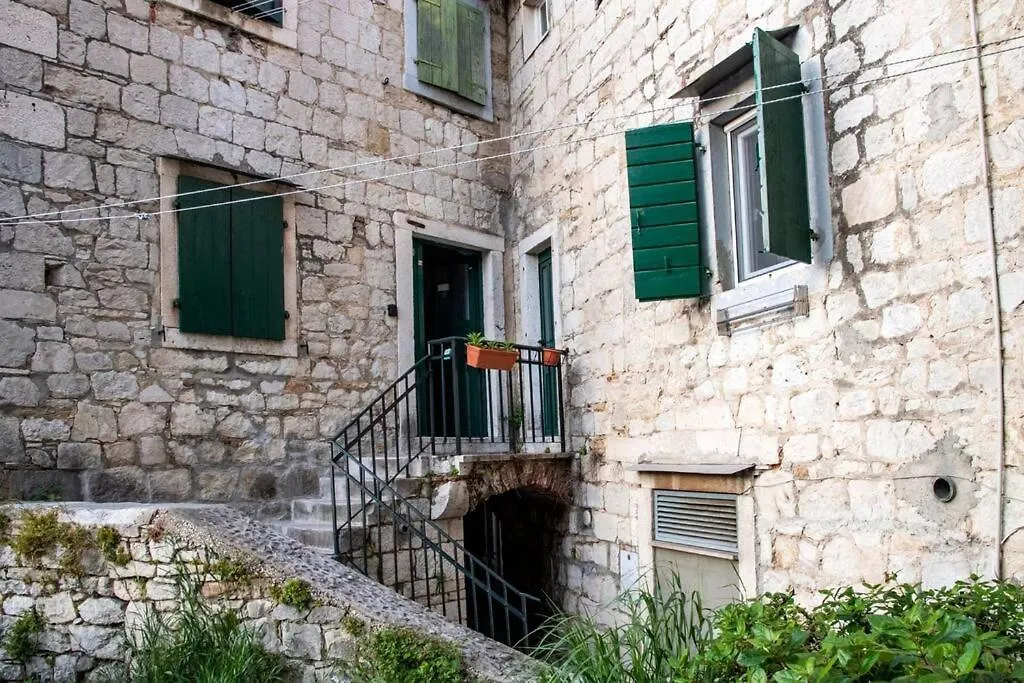 Shtorya - City Centre Apartman Split